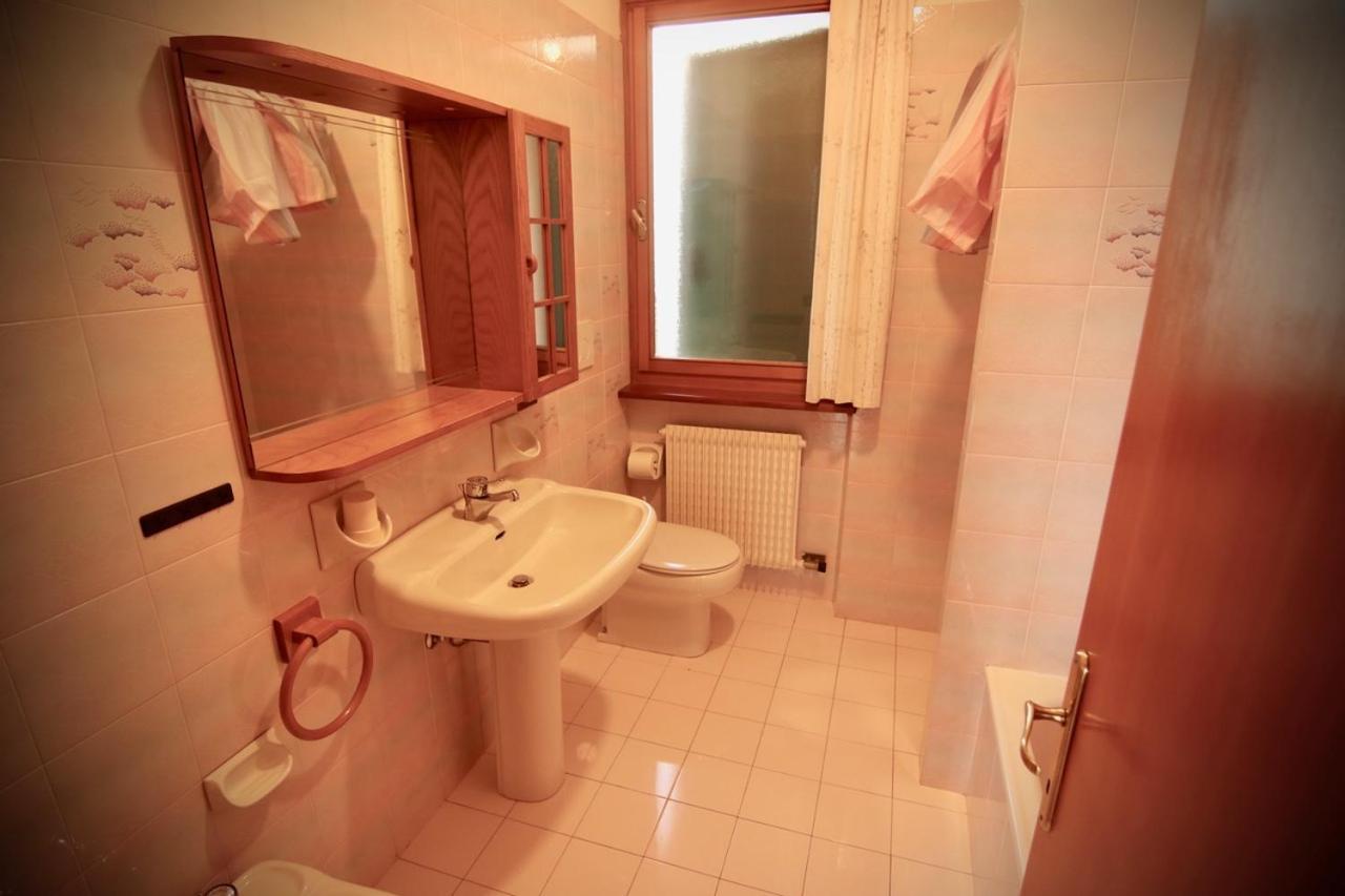 3 Rooms Apartment Whit Balcony And Lake Wiew Malcesine Eksteriør bilde
